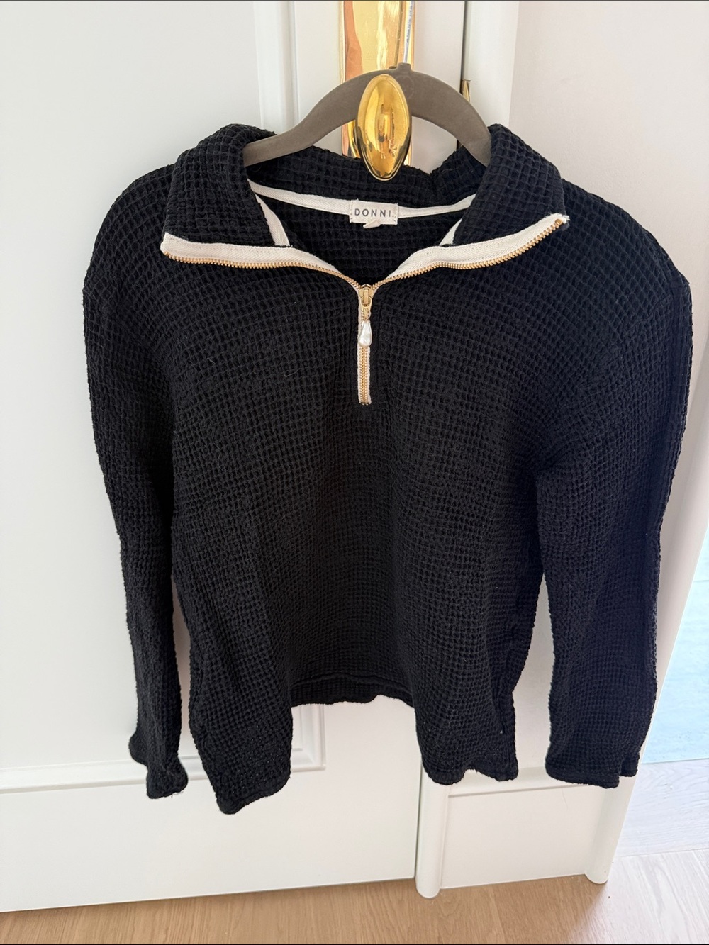 Donni Waffle half zip pullover and Shorts - Picture 8 of 9